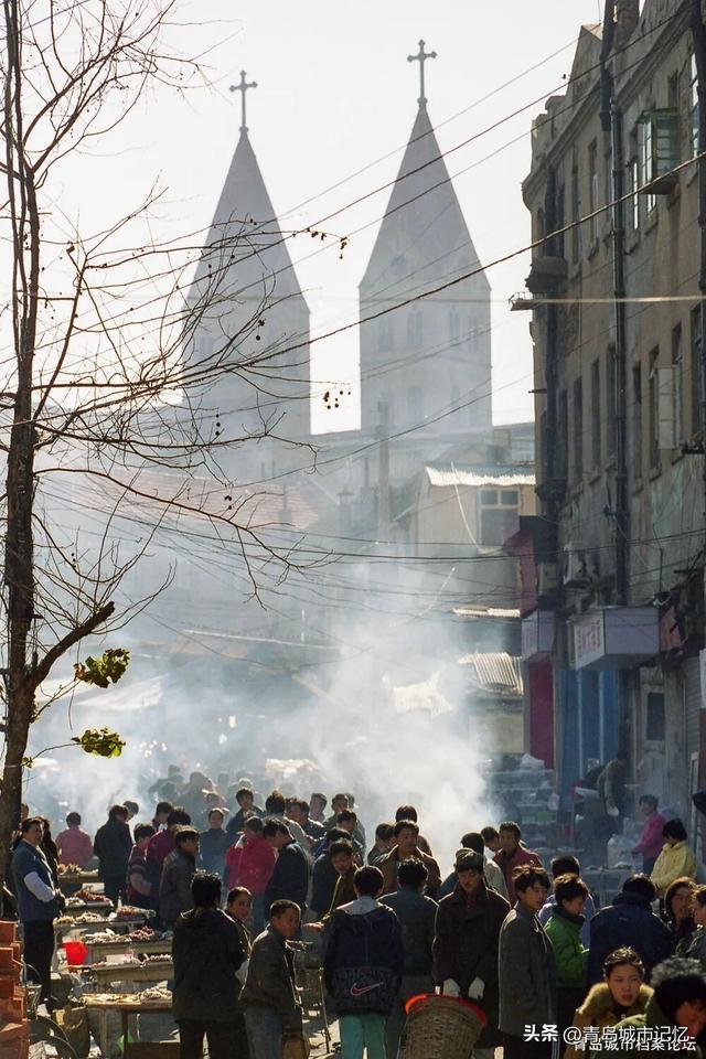 吴正中镜头下的青岛——烧烤味蕾上的城市记忆